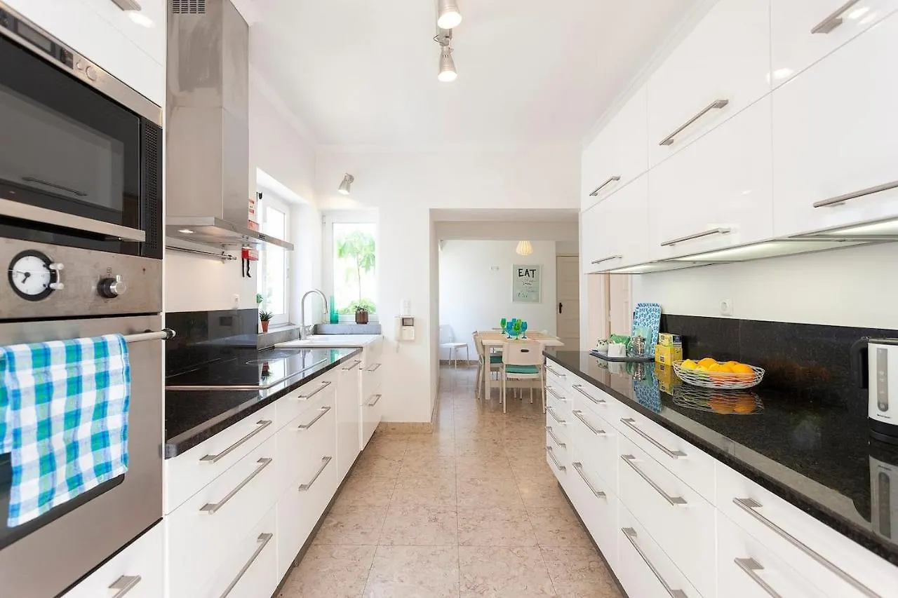 Lx Villa -10M To Downtown,14 Ppl,Heatable Pool And Lift Lisbon 0*,