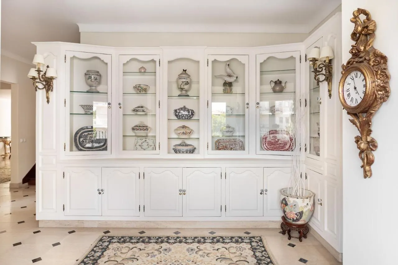 Lx Villa -10M To Downtown,14 Ppl,Heatable Pool And Lift Lisbon