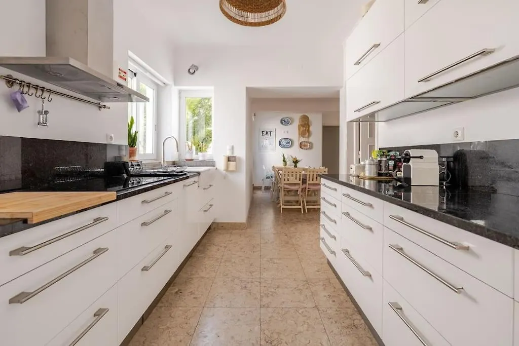 Lx Villa -10M To Downtown,14 Ppl,Heatable Pool And Lift Lisbon
