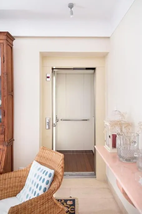 Lx Villa -10M To Downtown,14 Ppl,Heatable Pool And Lift Lisbon Portugal